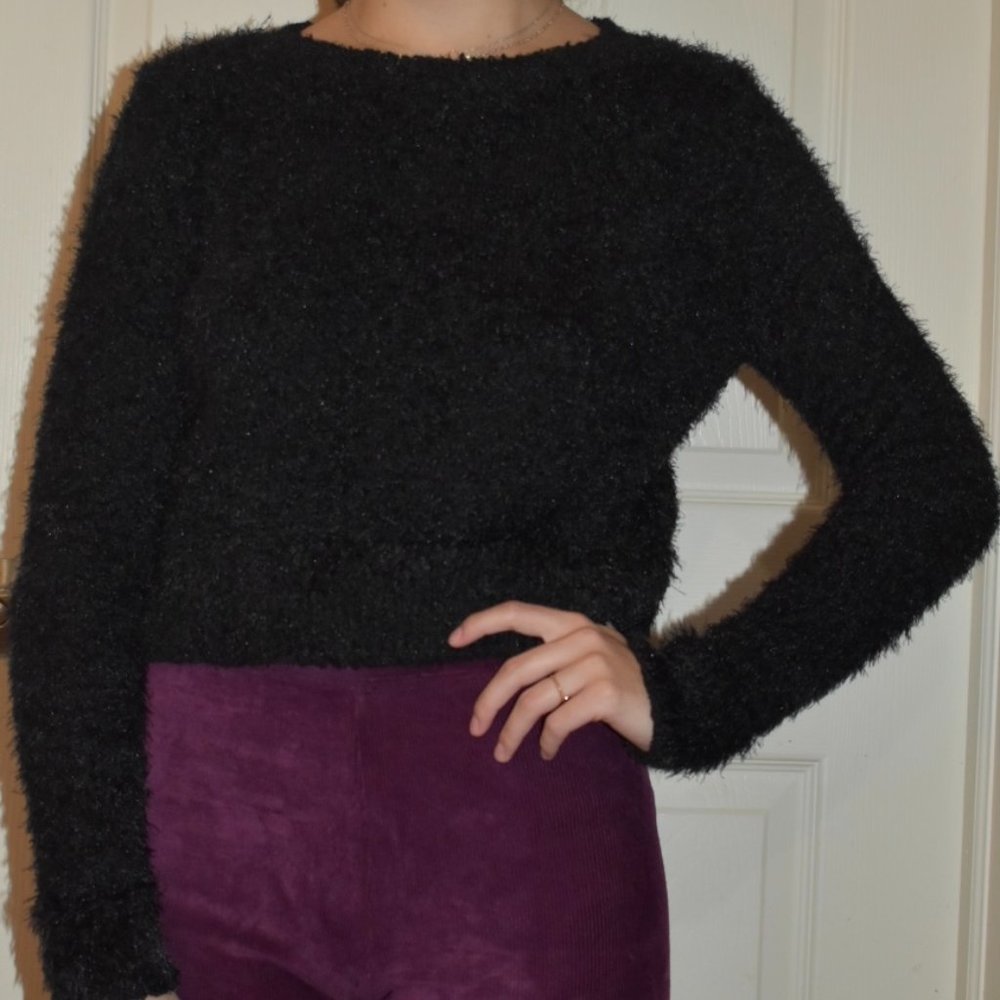 Black Fluffy Cropped Sweater